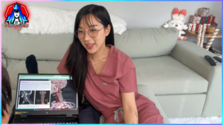 หนังเอวีฝรั่ง Elle Lee ดาวtiktok รับบทนักศึกษาเเพทย์สาวเเว่นฟันเหล็กดัดฟัน ตอนเเรกเเค่ติวหนังสือเลยเถิดยั่วควยจนโดนเเทงสดน้ำอสุจิข้นจัดสงสัยเงี่ยนไม่ได้เย็ดนาน