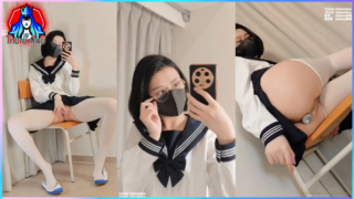 หลุดทวิตเตอร์สาวจีน @anaimiya ใส่ชุดนักเรียนญี่ปุ่นเล่นเสียวช่วยตัวเองขาวจั๊วะหีชมพูติ้วหีจนน้ำหีเเฉะเเล้วเอาจุกดิลโด้ยัดตูด